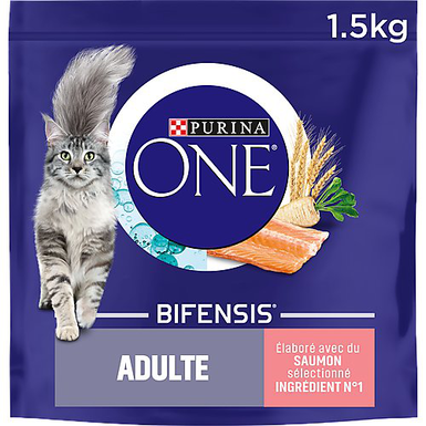 Purina One - Croquettes au Saumon et Céréales pour Chat Adulte - 1,5Kg