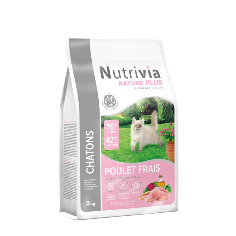 Nutrivia Nature Plus - Croquettes Naturelles au Poulet pour Chatons - 2kg Image numéro 2 Nutrivia Nature Plus - Croquettes Naturelles au Poulet pour Chatons - 2kg Image numéro 2