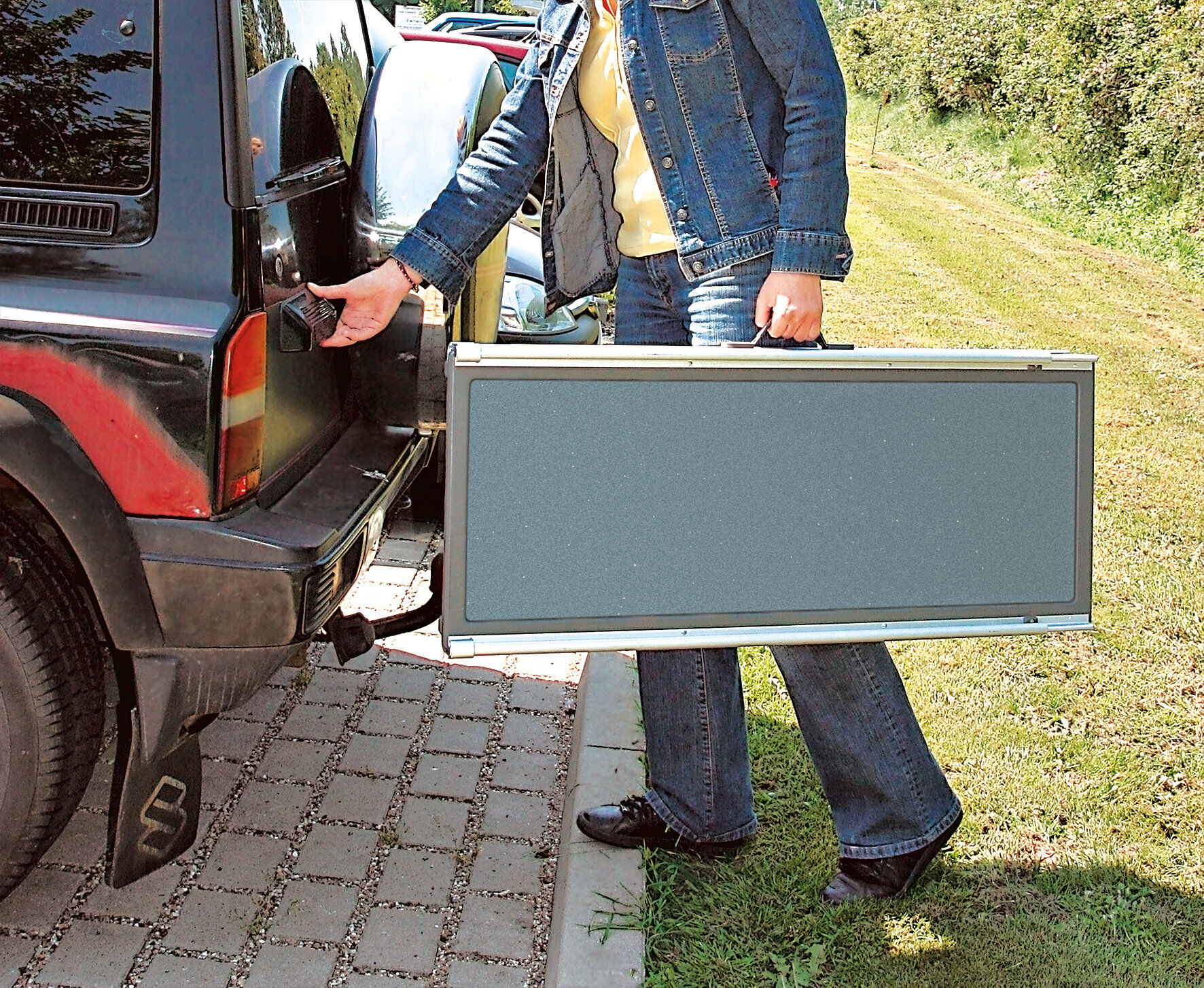 Trixie - Rampe T&eacute;lescopique en Aluminium Image num&eacute;ro 2