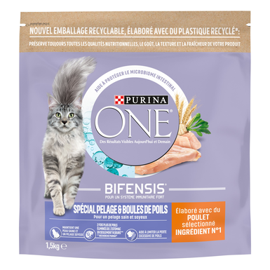 Purina One - Croquettes au Poulet et Céréales Spécial Pelage et Boules de Poils pour Chat Adulte - 1,5Kg