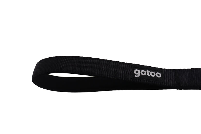 Gotoo - Laisse en Métal pour Chien - 2,5x80cm Image numéro 2 Gotoo - Laisse en Métal pour Chien - 2,5x80cm Image numéro 2