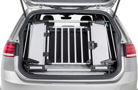 Trixie - Grille Arrière Universelle pour Voiture Gris Clair/Argent - 94-114 x 69 x 53 cm