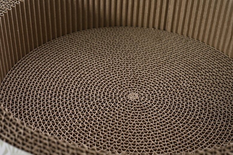 Leeby - Griffoir Funny en Carton Feuilles pour Chats - 40cm Image numéro 3 Leeby - Griffoir Funny en Carton Feuilles pour Chats - 40cm Image numéro 3