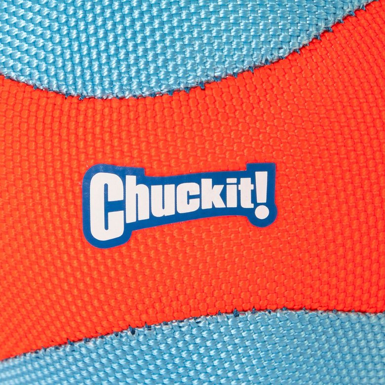 ChuckIt! - Balle Amphibious Mega Ball pour Chiens - 11,5cm Image numéro 5 ChuckIt! - Balle Amphibious Mega Ball pour Chiens - 11,5cm Image numéro 5