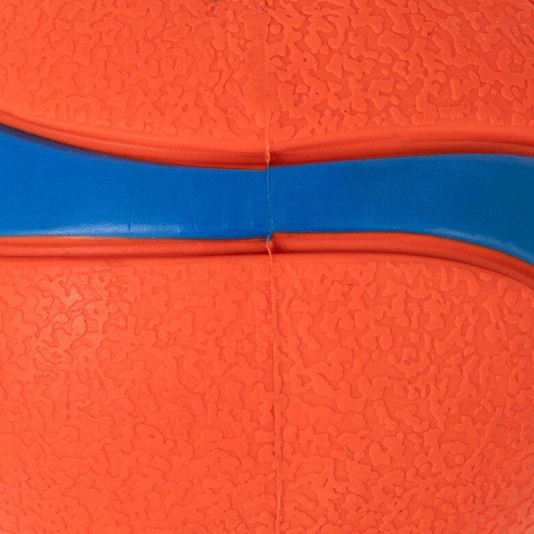 ChuckIt! - Balle Ultra Ball Pour Chiens - M Image numéro 2 ChuckIt! - Balle Ultra Ball Pour Chiens - M Image numéro 2