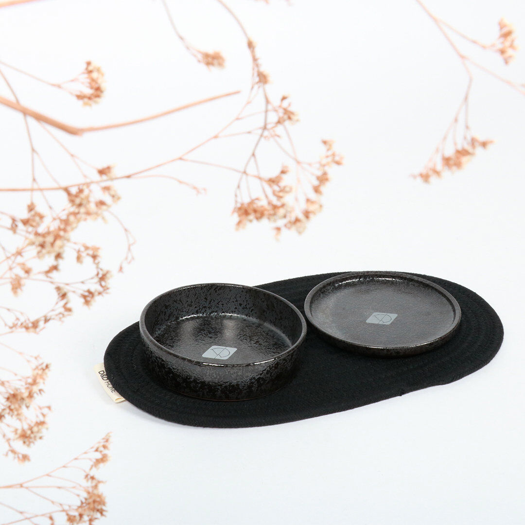 D&D - Gamelle et Ecuelle D'eau Jasper pour Chat 200ml - 13,5x13,5x3,5cm Black Dots Image num&eacute;ro 3