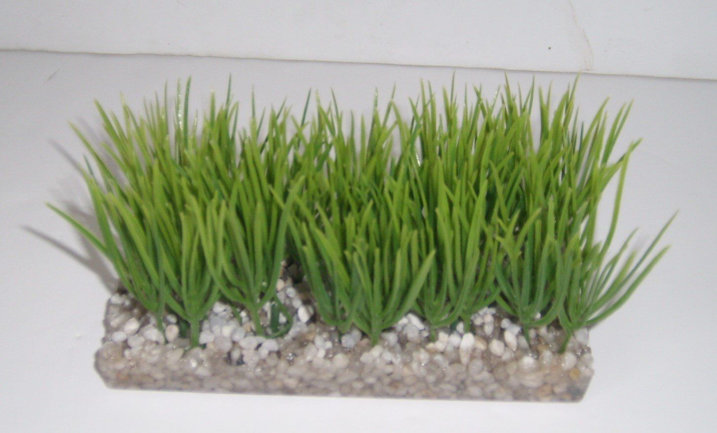 D&eacute;coration Plante en Plastique Barre Gazon Image num&eacute;ro 1