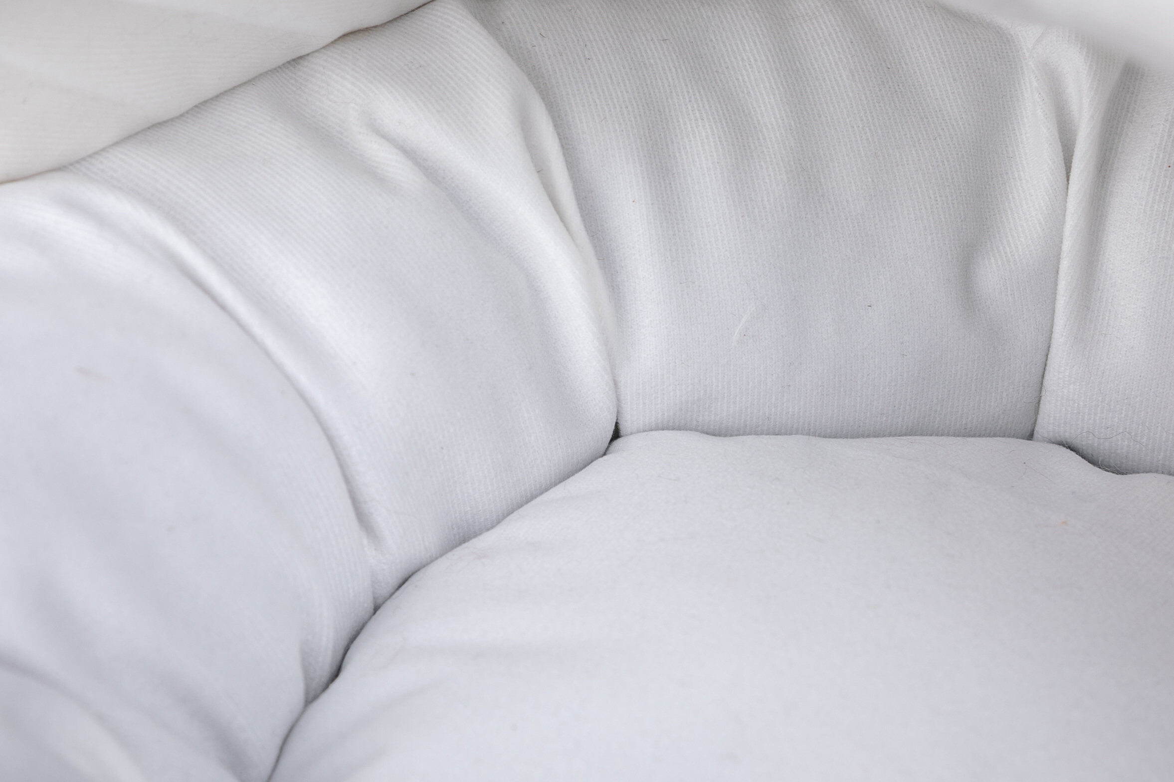 Leeby - Cachette Soyeuse pour Chats - Grise Image num&eacute;ro 3